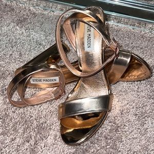Steve Madden rose gold heels
